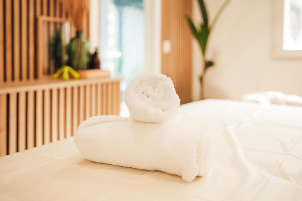 La Suite 176 - Piscine Privee, Spa, Hammam A 兰斯 外观 照片