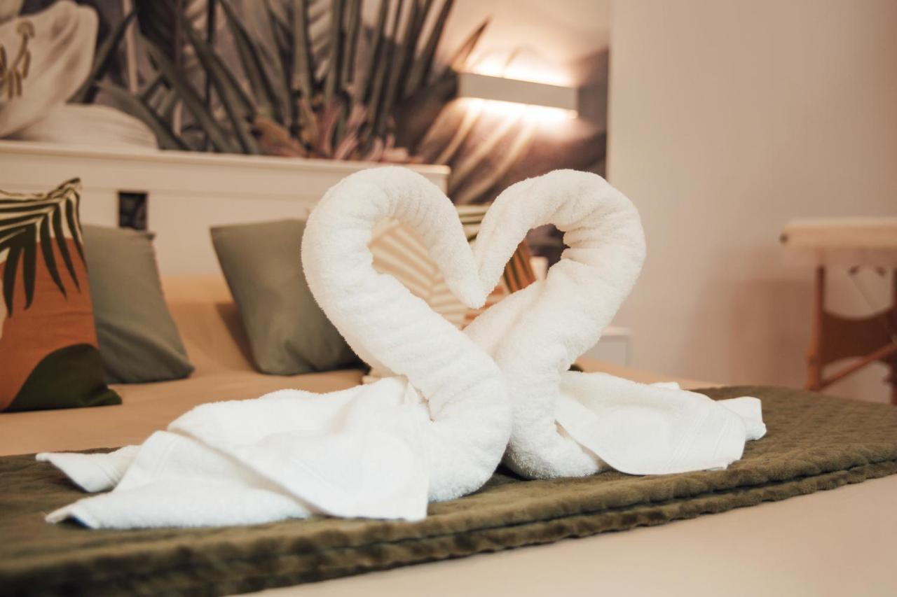 La Suite 176 - Piscine Privee, Spa, Hammam A 兰斯 外观 照片